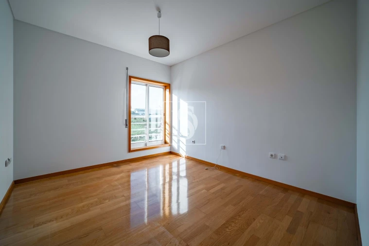 Apartamento T3 para Venda em Barcelinhos Foto 11