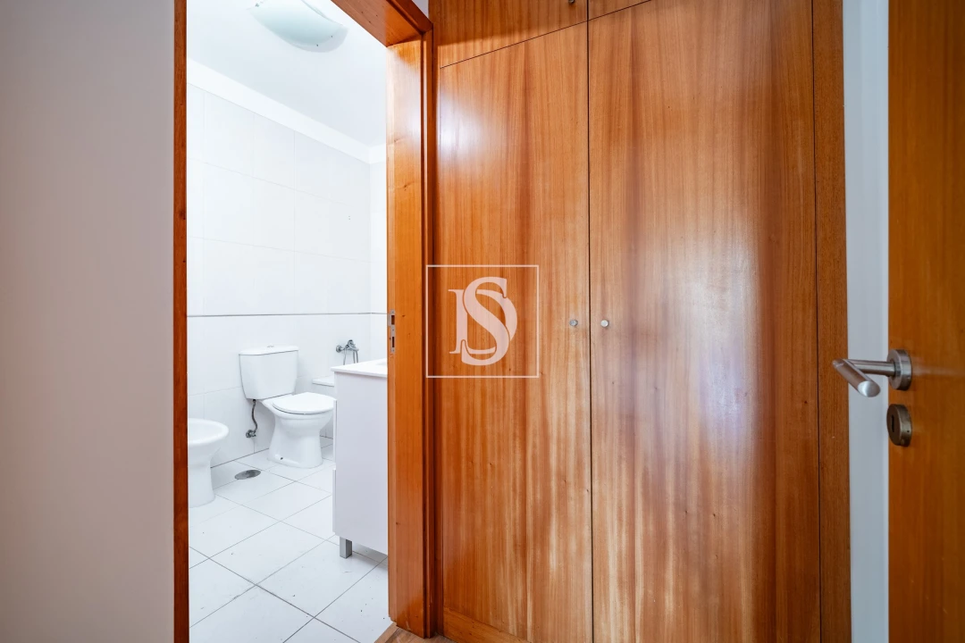 Apartamento T3 para Venda em Barcelinhos Foto 7