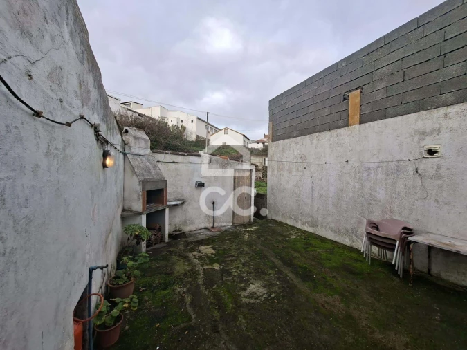 Moradia T1 para Venda em São Mateus da Calheta Foto 14