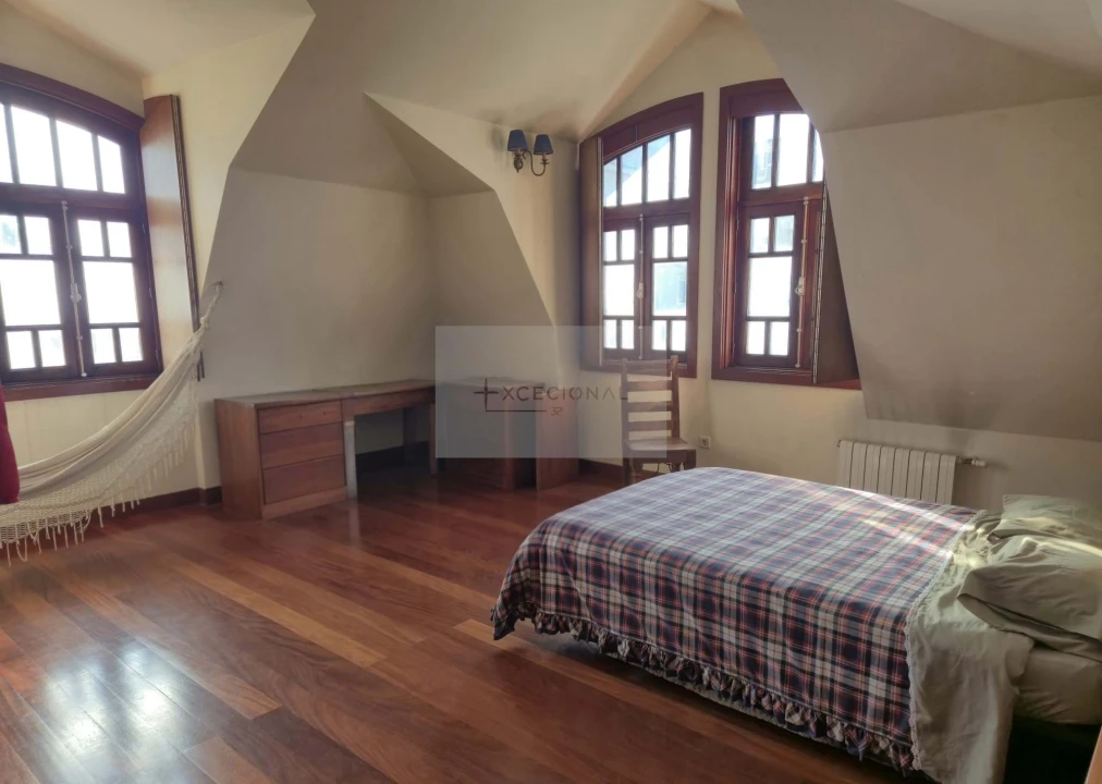 Moradia T4 para Venda em Espinho Foto 10