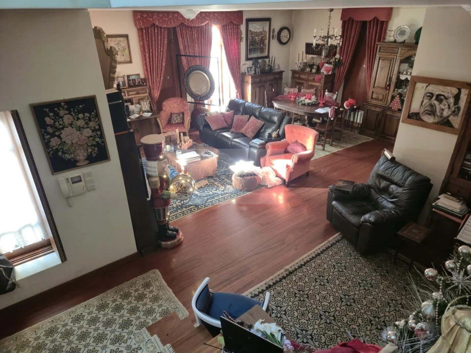 Moradia T4 para Venda em Espinho Foto 37