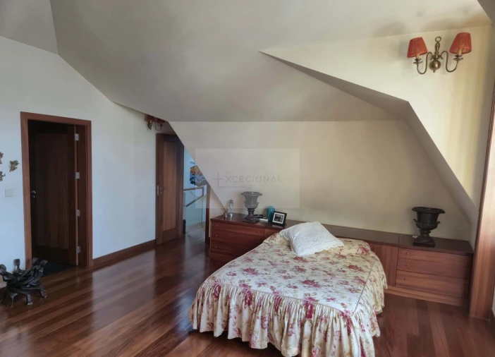 Moradia T4 para Venda em Espinho Foto 36