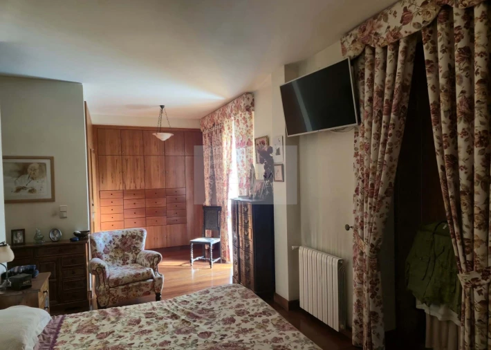 Moradia T4 para Venda em Espinho Foto 14