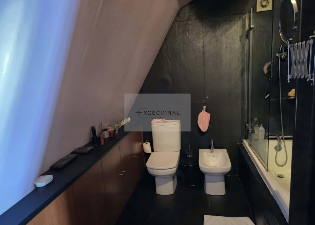 Moradia T4 para Venda em Espinho Foto 41