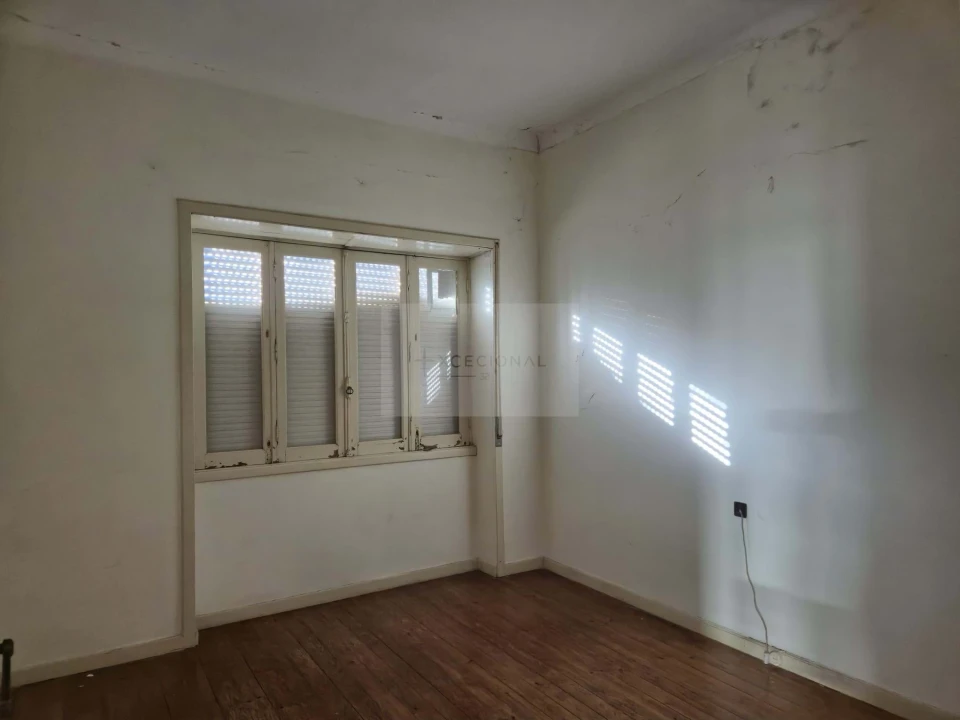 Apartamento T5 para Venda em Espinho Foto 13