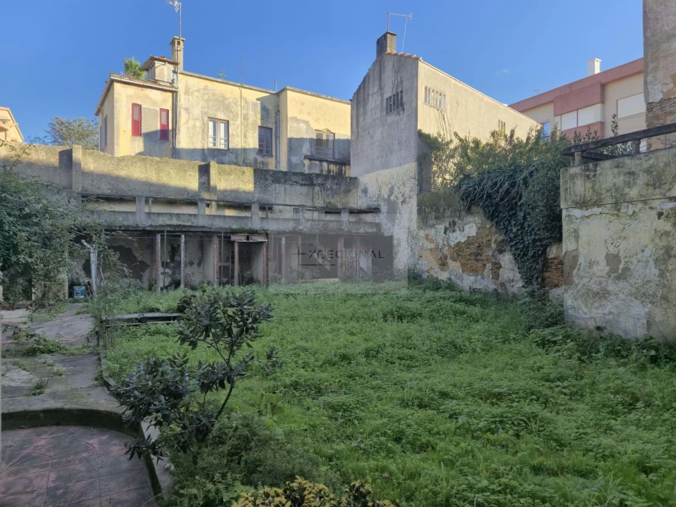 Apartamento T5 para Venda em Espinho Foto 5