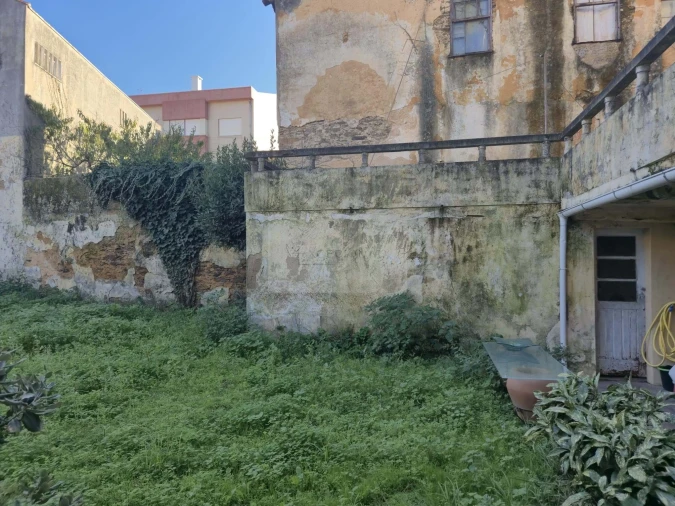 Apartamento T5 para Venda em Espinho Foto 7