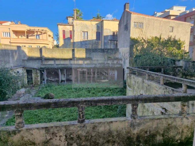 Apartamento T5 para Venda em Espinho Foto 3