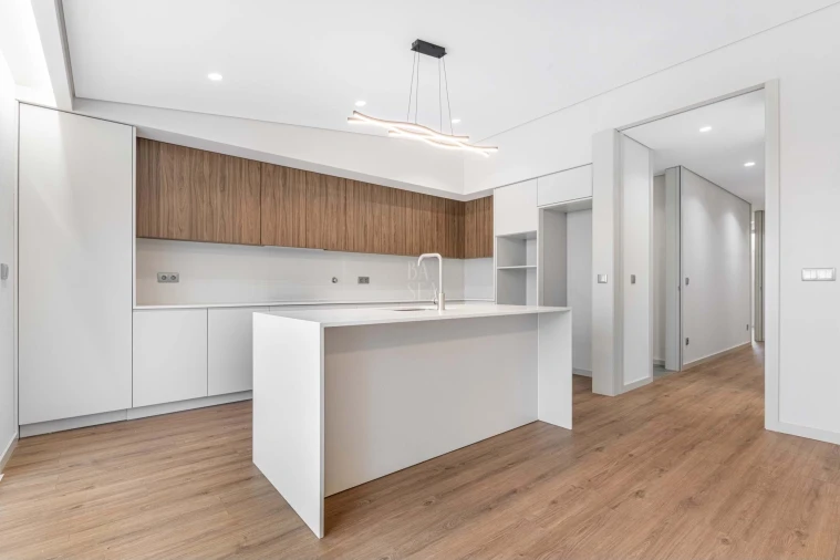 Apartamento T3 para Venda em Braga (Maximinos, Sé e Cividade) Foto 3