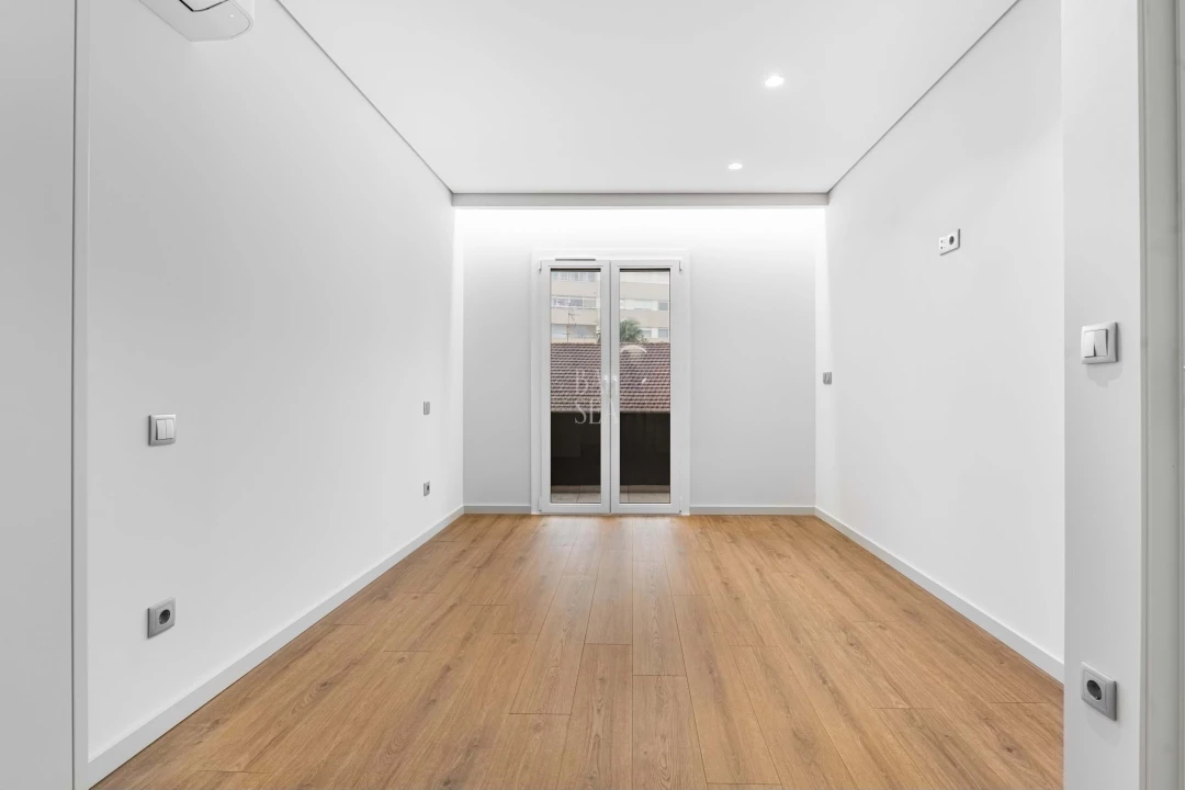 Apartamento T3 para Venda em Braga (Maximinos, Sé e Cividade) Foto 8