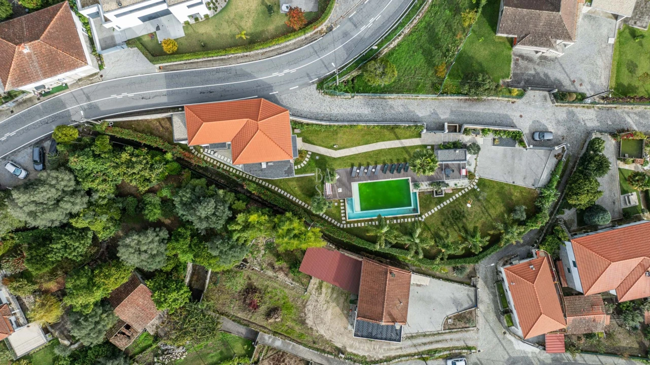 Moradia T4 para Venda em Geraz do Minho Foto 46