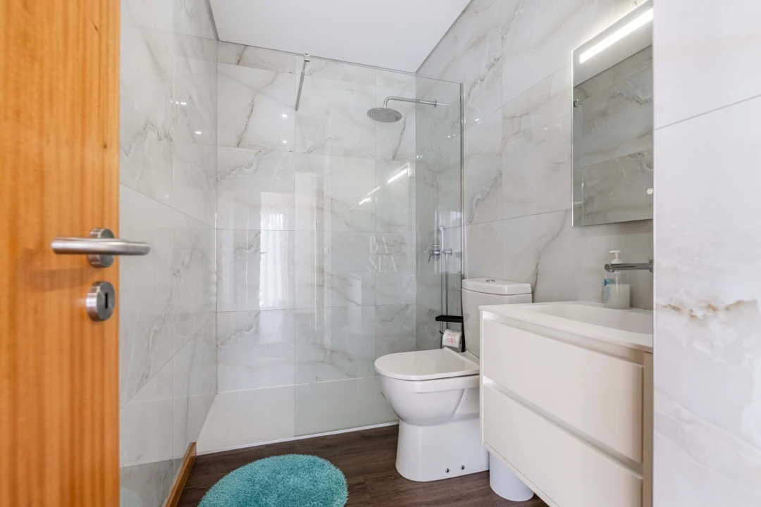 Moradia T4 para Venda em Geraz do Minho Foto 14