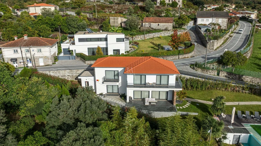 Moradia T4 para Venda em Geraz do Minho Foto 47