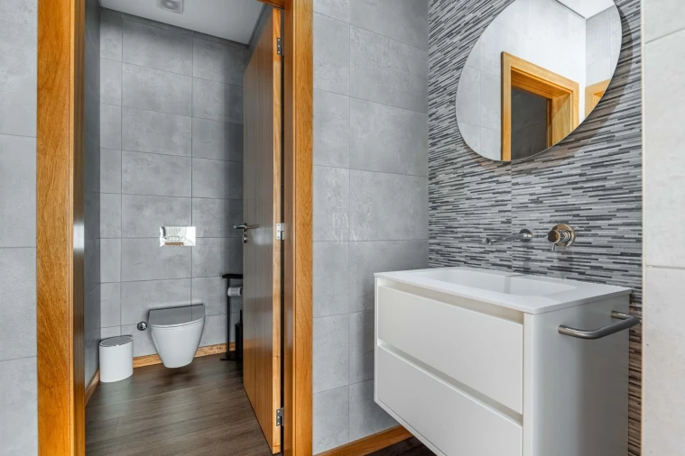 Moradia T4 para Venda em Geraz do Minho Foto 11