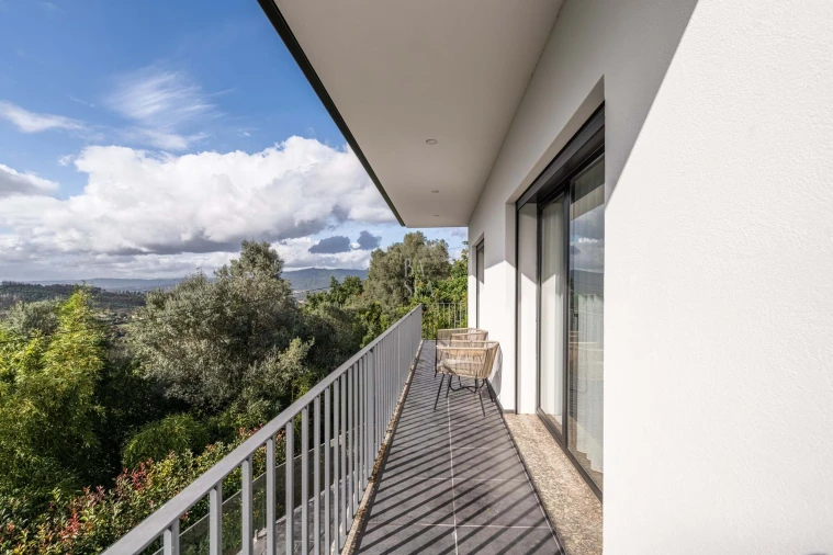 Moradia T4 para Venda em Geraz do Minho Foto 28