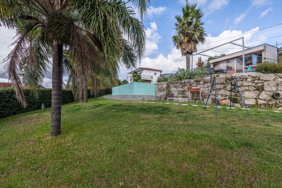 Moradia T4 para Venda em Geraz do Minho Foto 42