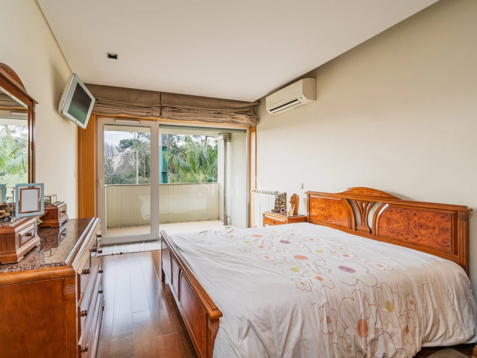 Moradia T4 para Venda em Arcozelo Foto 24