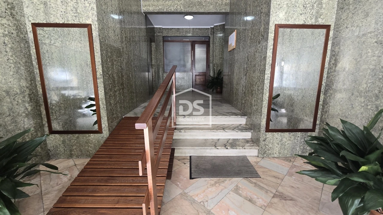Apartamento T7 para Venda em Guarda Foto 23