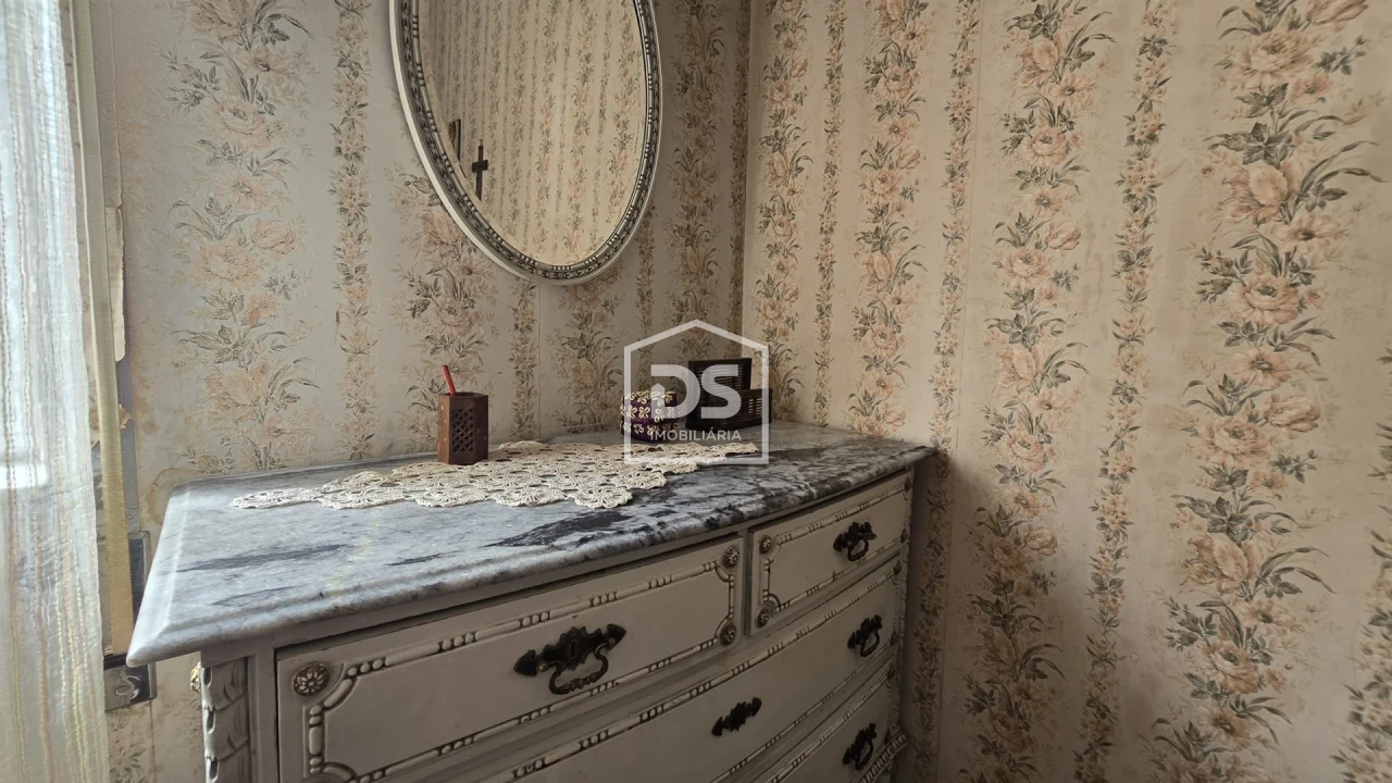 Apartamento T7 para Venda em Guarda Foto 11