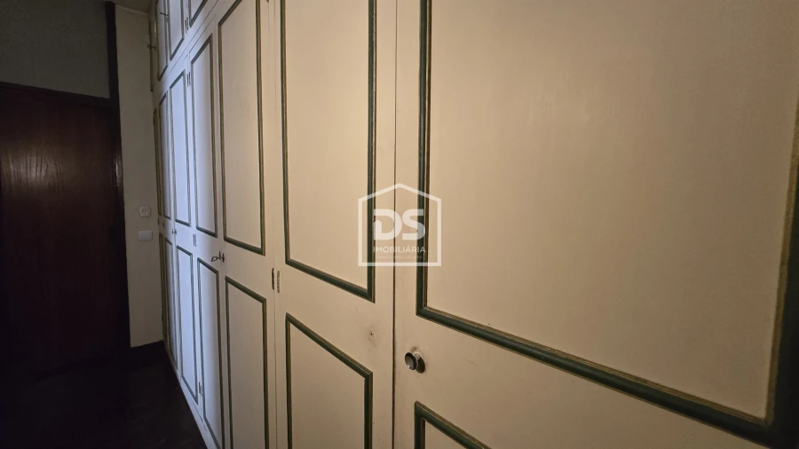 Apartamento T7 para Venda em Guarda Foto 14