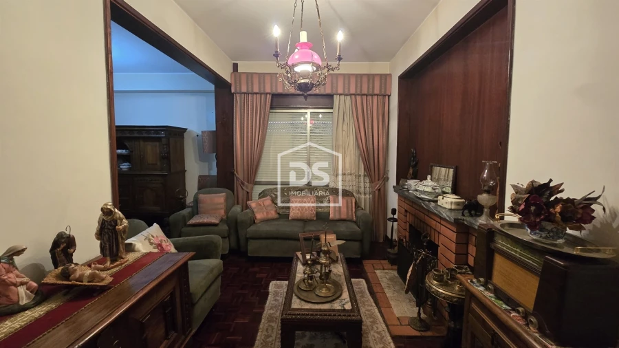 Apartamento T7 para Venda em Guarda Foto 1