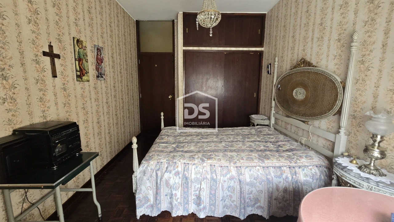 Apartamento T7 para Venda em Guarda Foto 12