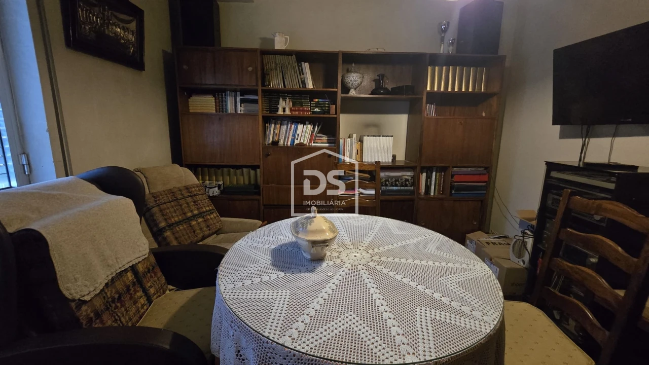 Apartamento T7 para Venda em Guarda Foto 22