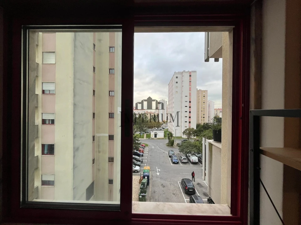 Apartamento T3 para Venda em Carregado e Cadafais Foto 2