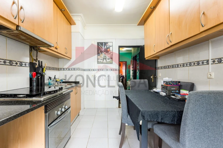 Apartamento T2 para Venda em Alverca do Ribatejo e Sobralinho Foto 1