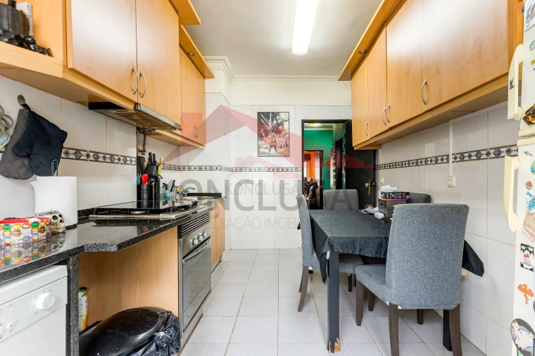 Apartamento T2 para Venda em Alverca do Ribatejo e Sobralinho Foto 2