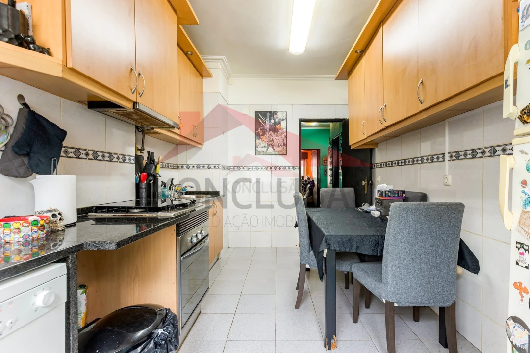 Apartamento T2 para Venda em Alverca do Ribatejo e Sobralinho Foto 2