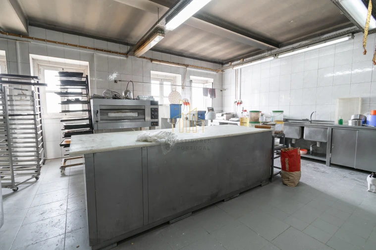 Negócio para Venda em Redondo Foto 3