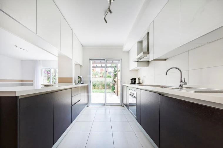 Moradia T3 para Venda em Quarteira Foto 14