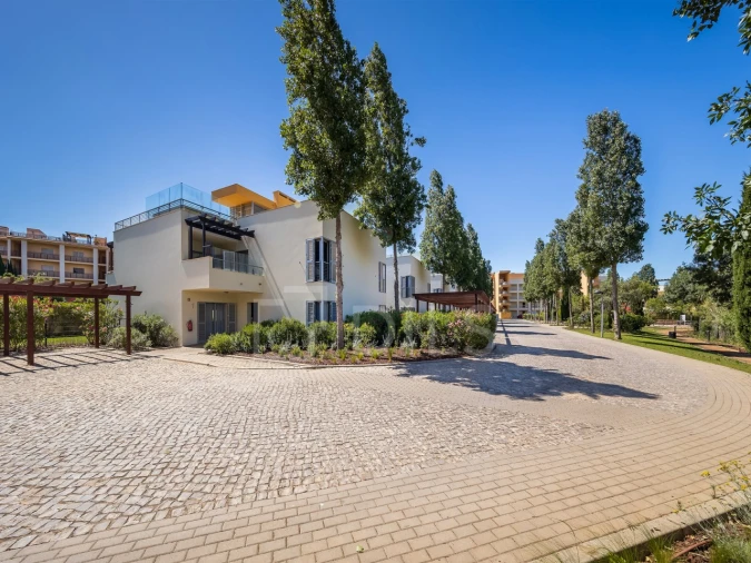 Moradia T3 para Venda em Quarteira Foto 90