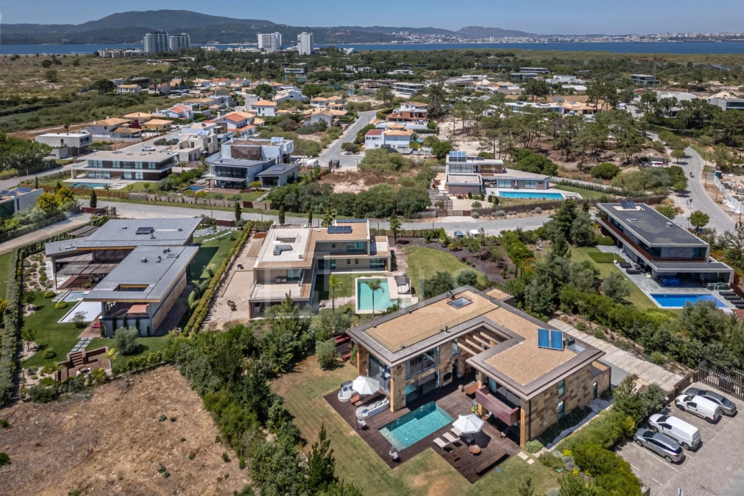 Moradia T4 para Venda em Carvalhal Foto 14