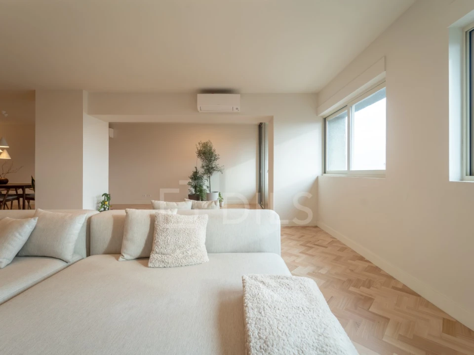 Apartamento T4 para Venda em Cedofeita, Santo Ildefonso, Sé, Miragaia, São Nicolau e Vitória Foto 14