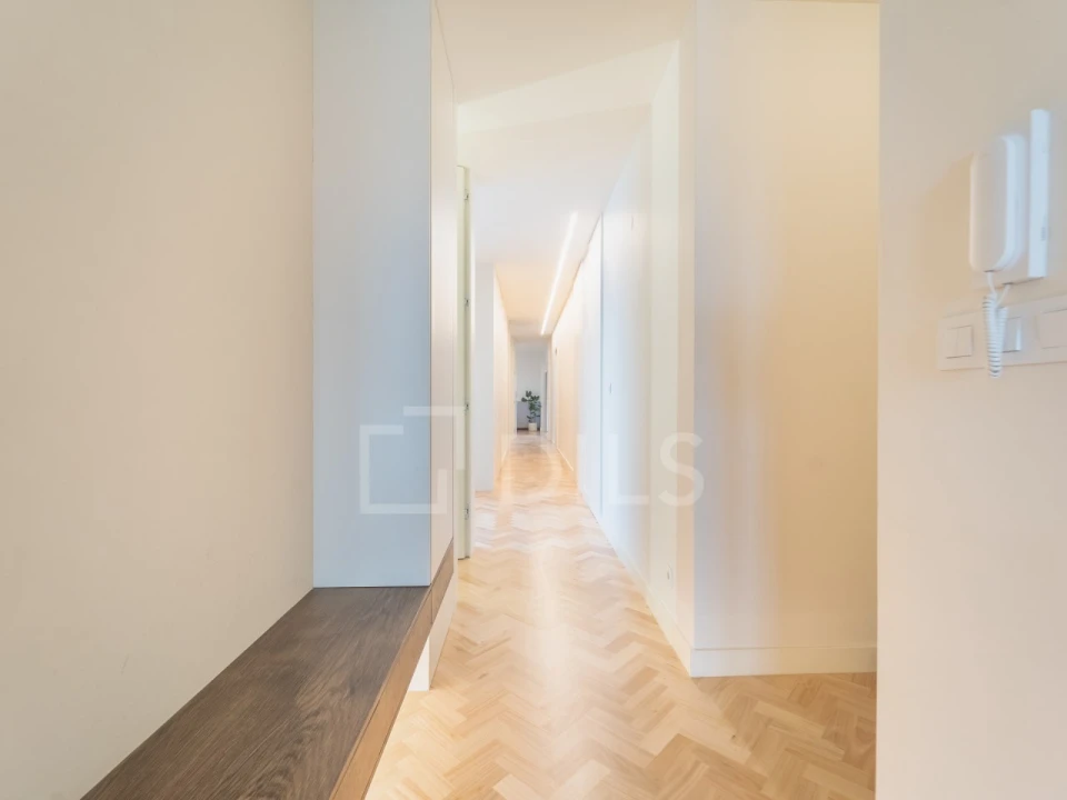Apartamento T4 para Venda em Cedofeita, Santo Ildefonso, Sé, Miragaia, São Nicolau e Vitória Foto 19