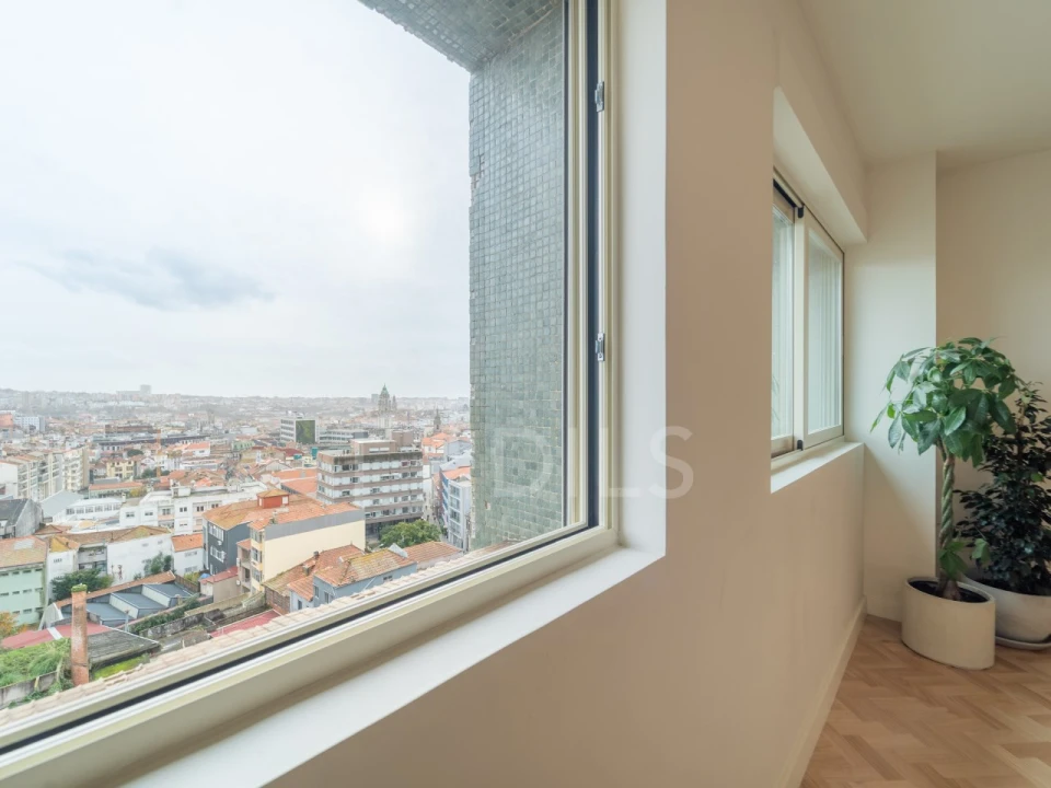 Apartamento T4 para Venda em Cedofeita, Santo Ildefonso, Sé, Miragaia, São Nicolau e Vitória Foto 39
