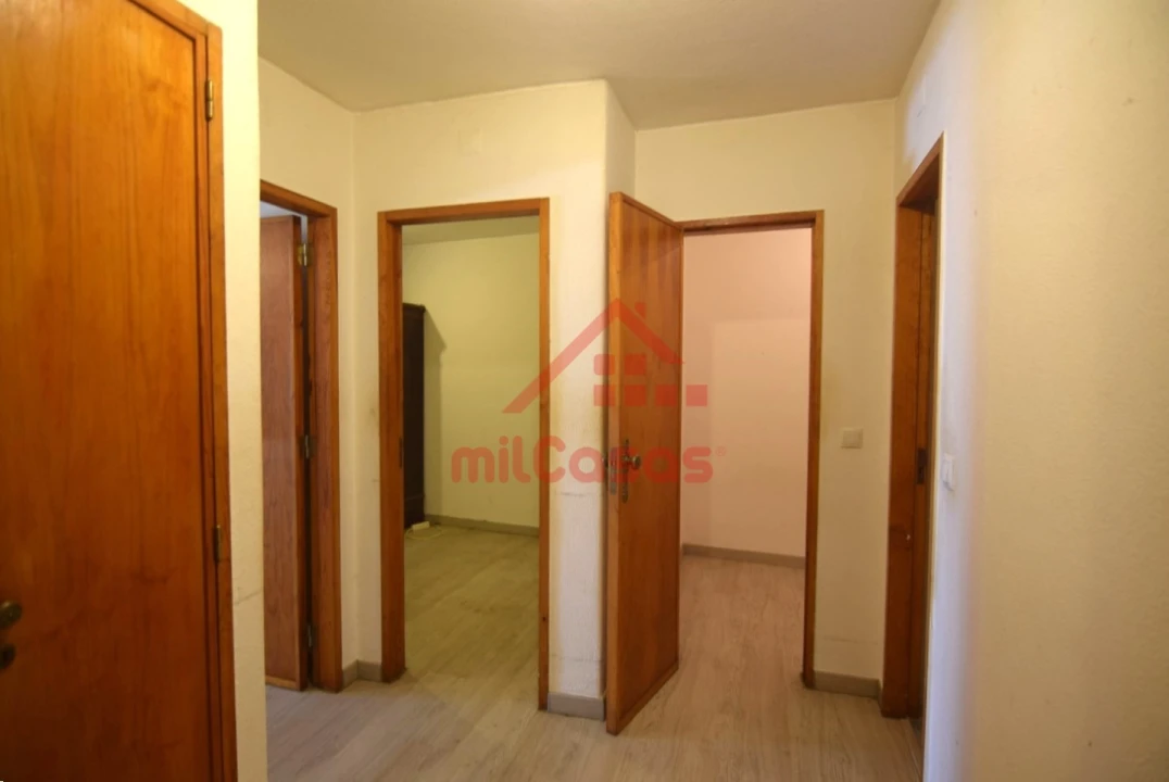 Apartamento T1 para Venda em Ericeira Foto 3