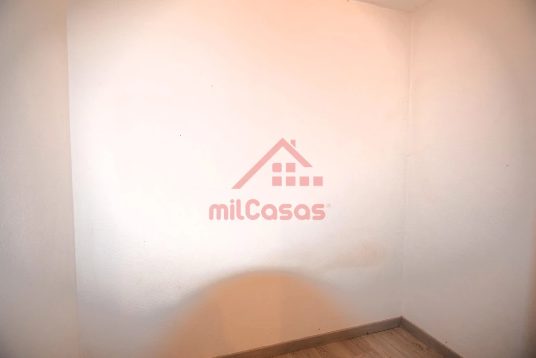 Apartamento T1 para Venda em Ericeira Foto 8