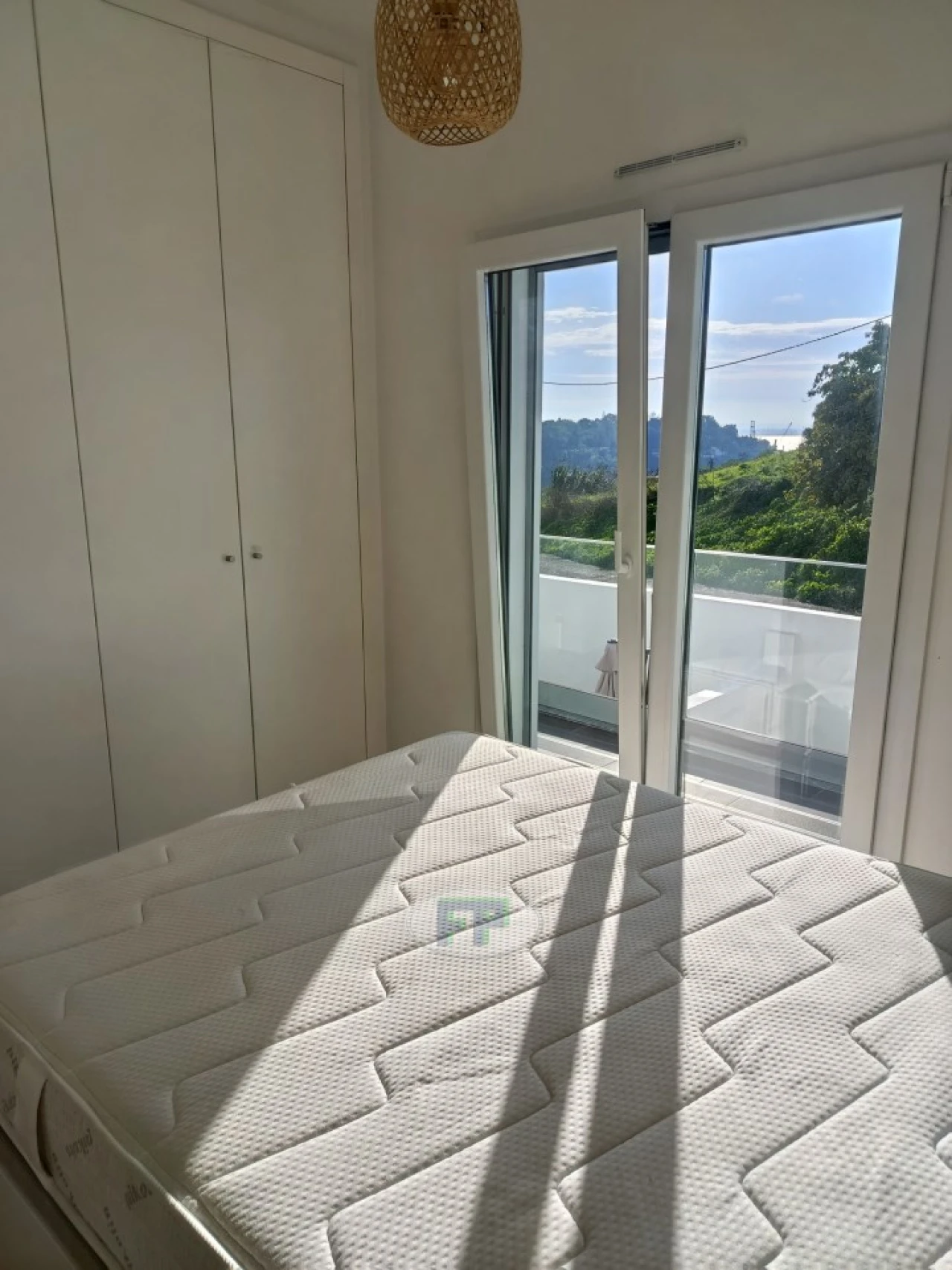 Apartamento T2 para Arrendamento em Beato Foto 1