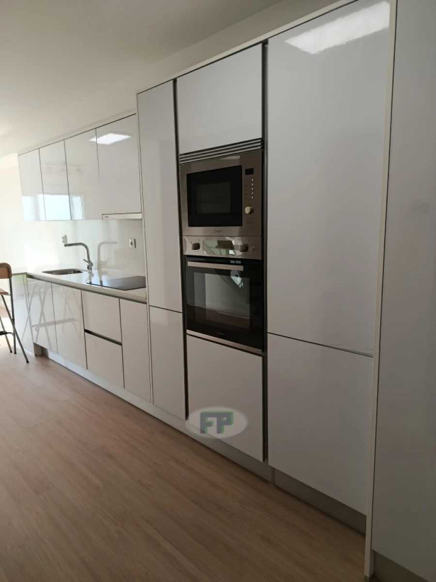 Apartamento T2 para Arrendamento em Beato Foto 11