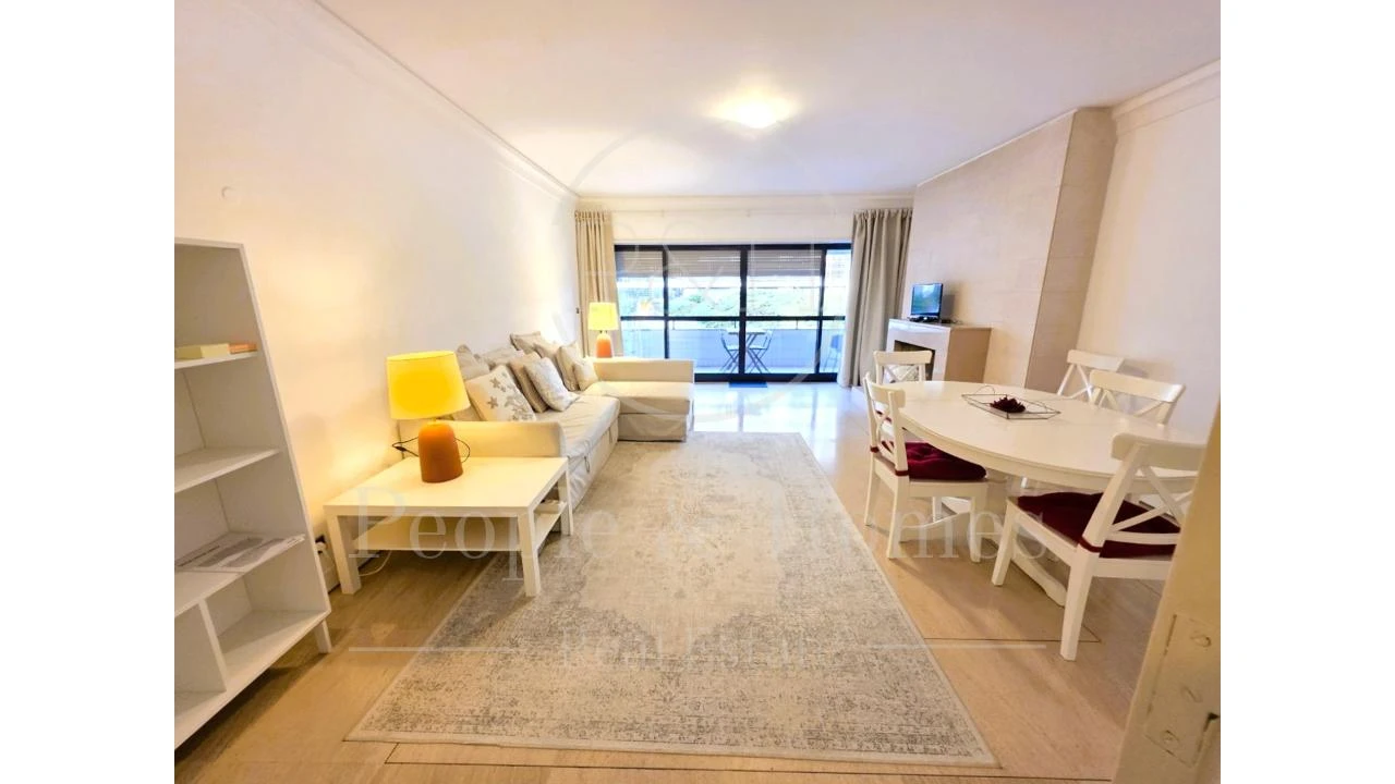 Apartamento T1 para Arrendamento em Cascais e Estoril Foto 4