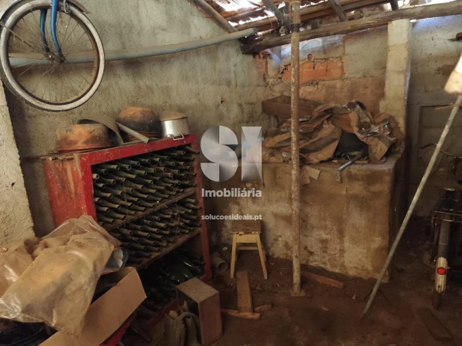 Moradia T3 para Venda em Vila Nova de Monsarros Foto 13