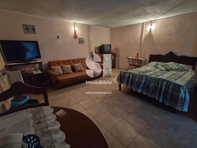 Moradia T3 para Venda em Vila Nova de Monsarros Foto 2