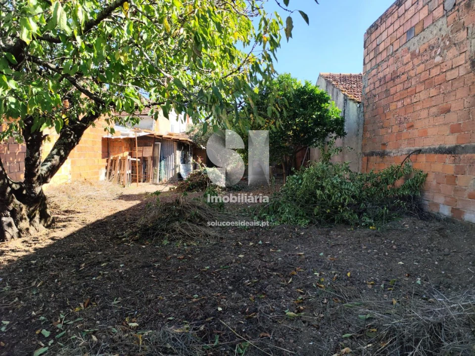 Moradia T3 para Venda em Vila Nova de Monsarros Foto 16