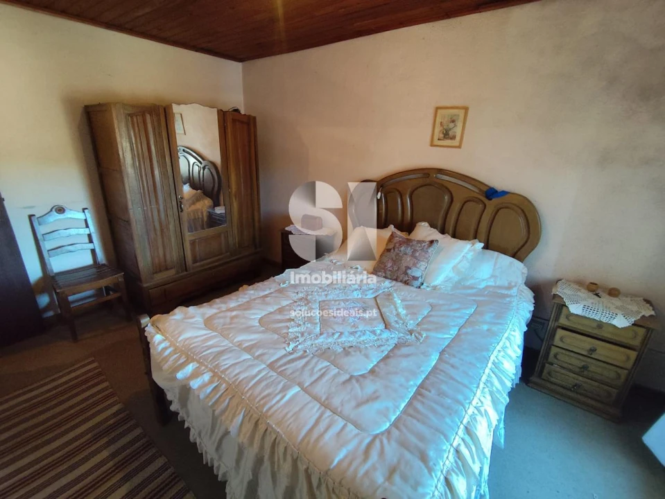 Moradia T3 para Venda em Vila Nova de Monsarros Foto 8