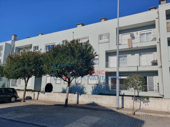 Apartamento T2 para Venda em Canelas