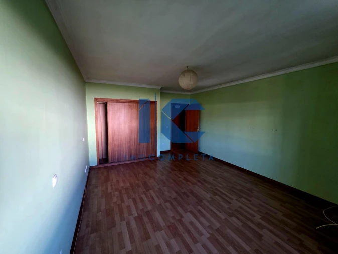Apartamento T2 para Venda em Aguada de Cima Foto 14