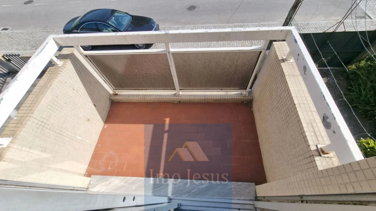 Apartamento T3 para Venda em Mafamude e Vilar do Paraíso Foto 8